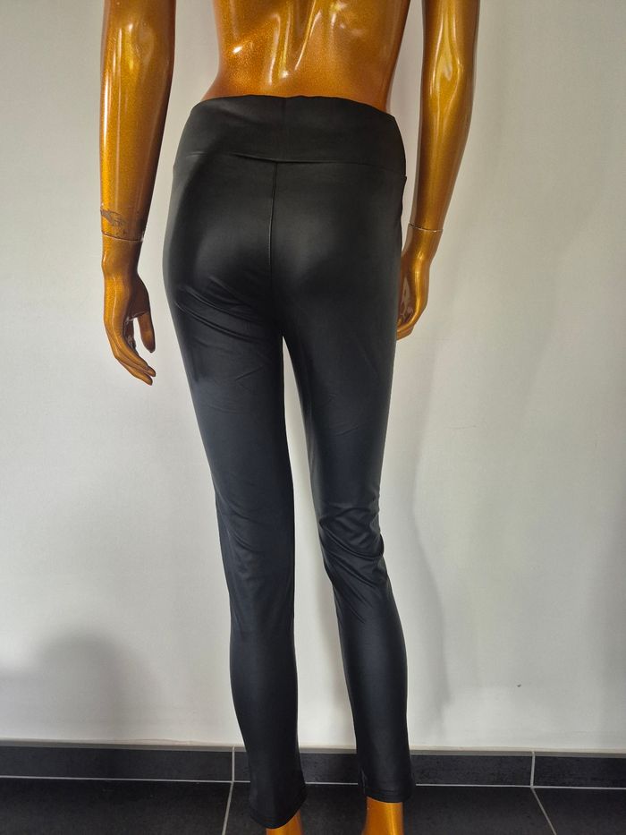 Pantalon Femme Noir Taille M/38 - photo numéro 2
