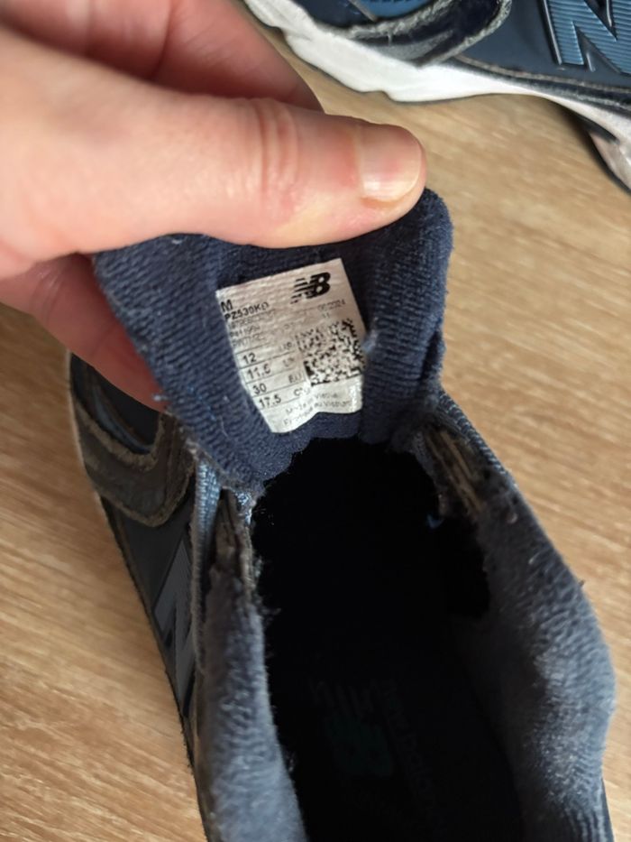 Basket new balance 530 enfant basse bleu taille 30 - photo numéro 3