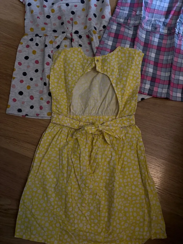 Lot robes filles - photo numéro 2