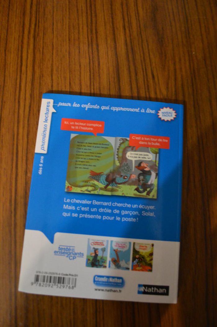 Livre L'apprenti chevalier Premières lectures Niveau facile - photo numéro 2