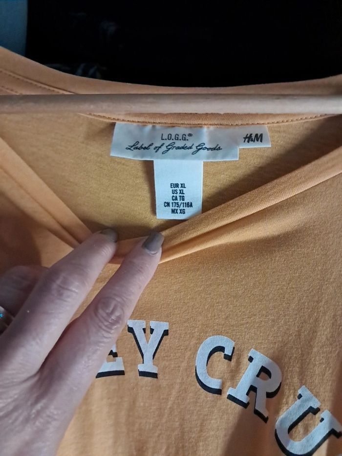 T-shirt de la marque H&M taille xl - photo numéro 2