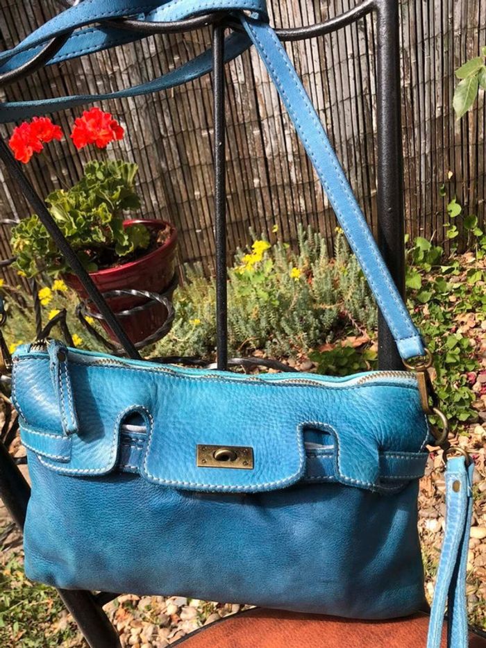 👜 Sac à main pochette bleu turquoise à bandoulière - 100% Cuir - photo numéro 13