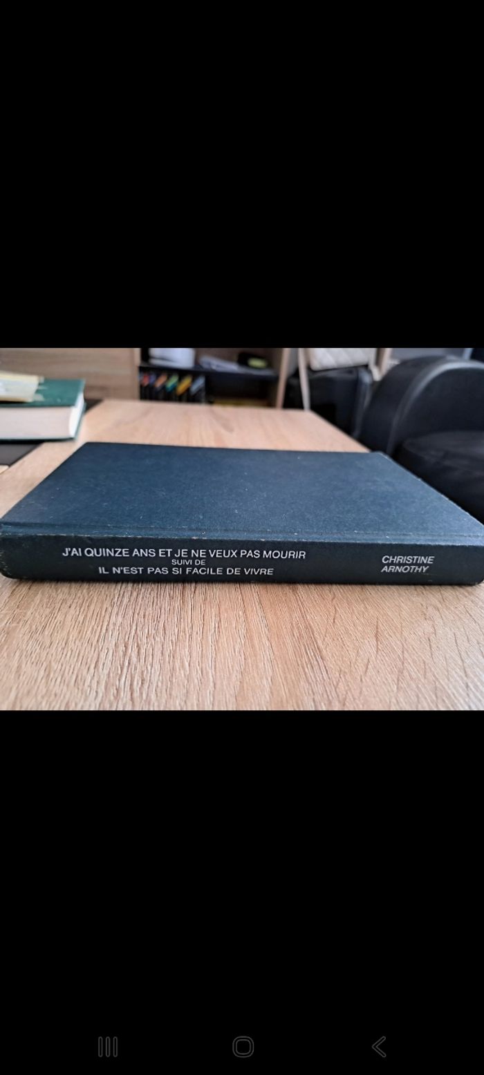 J ai 15 ans et je ne veux pas mourir