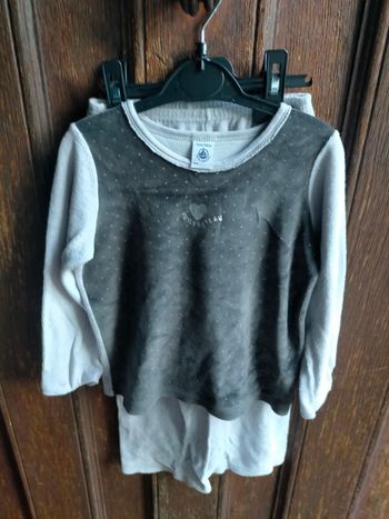 Joli pyjama Petit bateau 5 ans