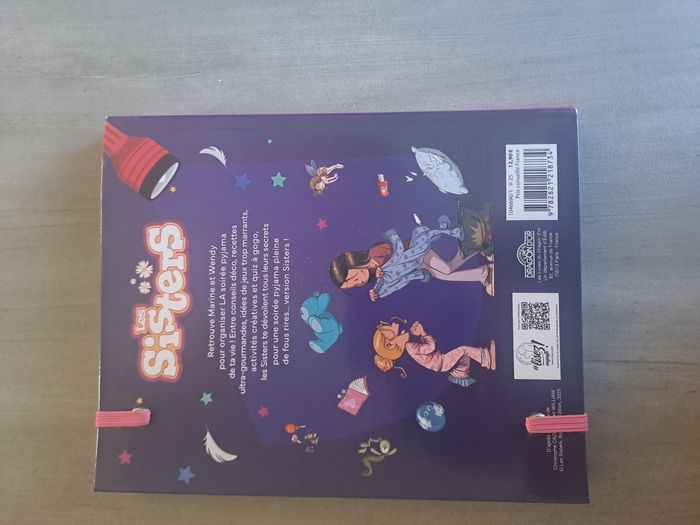 Livre " Pyjama Party " Les Sisters - photo numéro 7