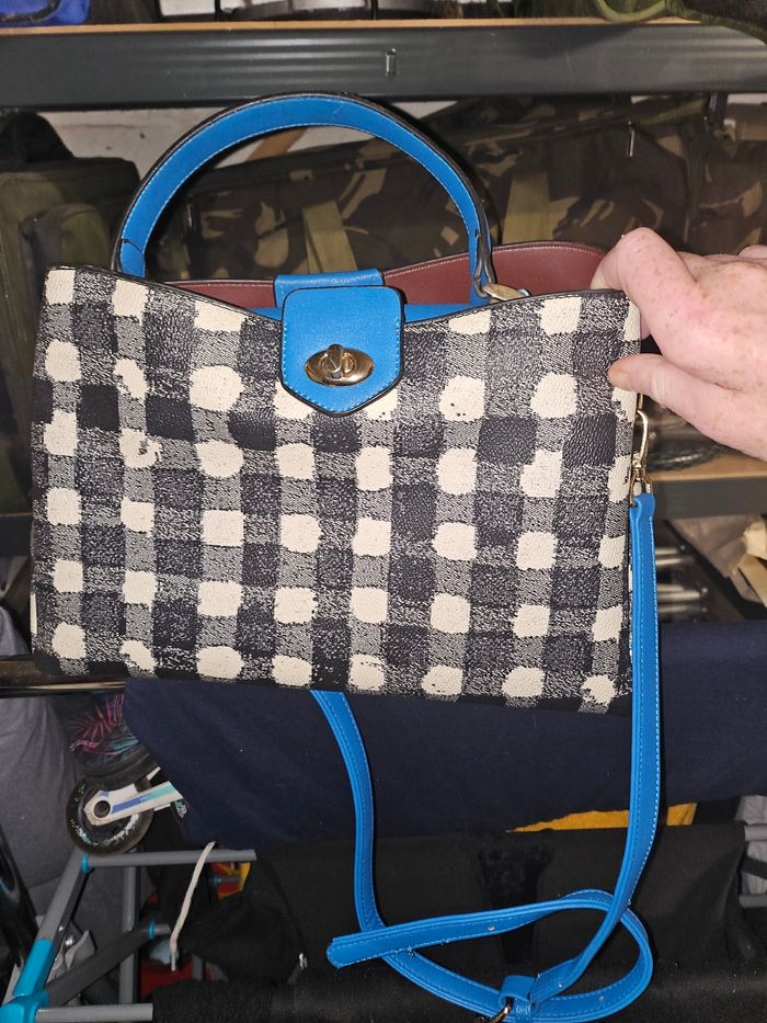 Plusieurs sac à main