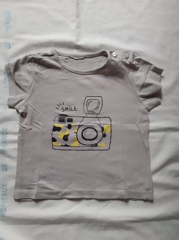 Tee shirt gris motif appareil photo