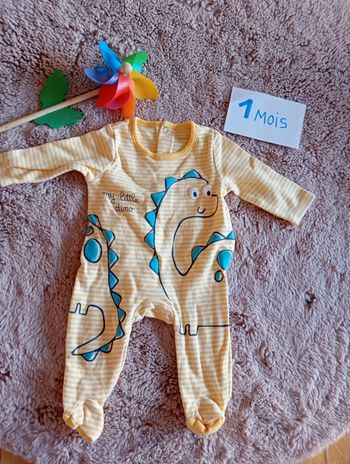 Pyjamas 1 mois