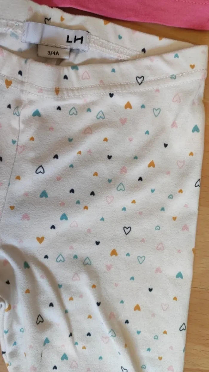 Pyjama taille 4 ans - photo numéro 2