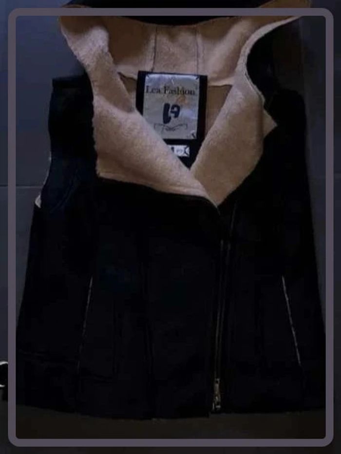 Veste sans  manches "Lea  fashion"  taille M neuf - photo numéro 4