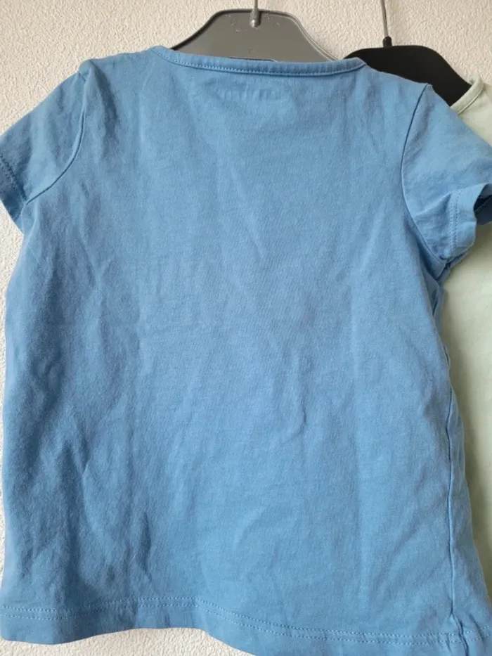 Lot de 2 t shirts 24 mois - photo numéro 7