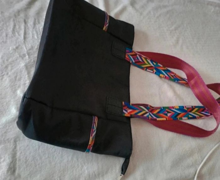 Très beau sac à main fourre tout - photo numéro 2