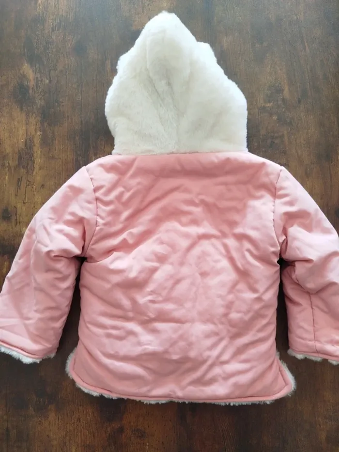 Manteau bébé fille 12-18 mois (taille 80) doublé chaud capuche fourrée rose - photo numéro 3