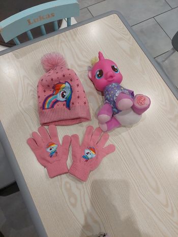My Little Pony ensemble gant et bonnet -peluche interactive