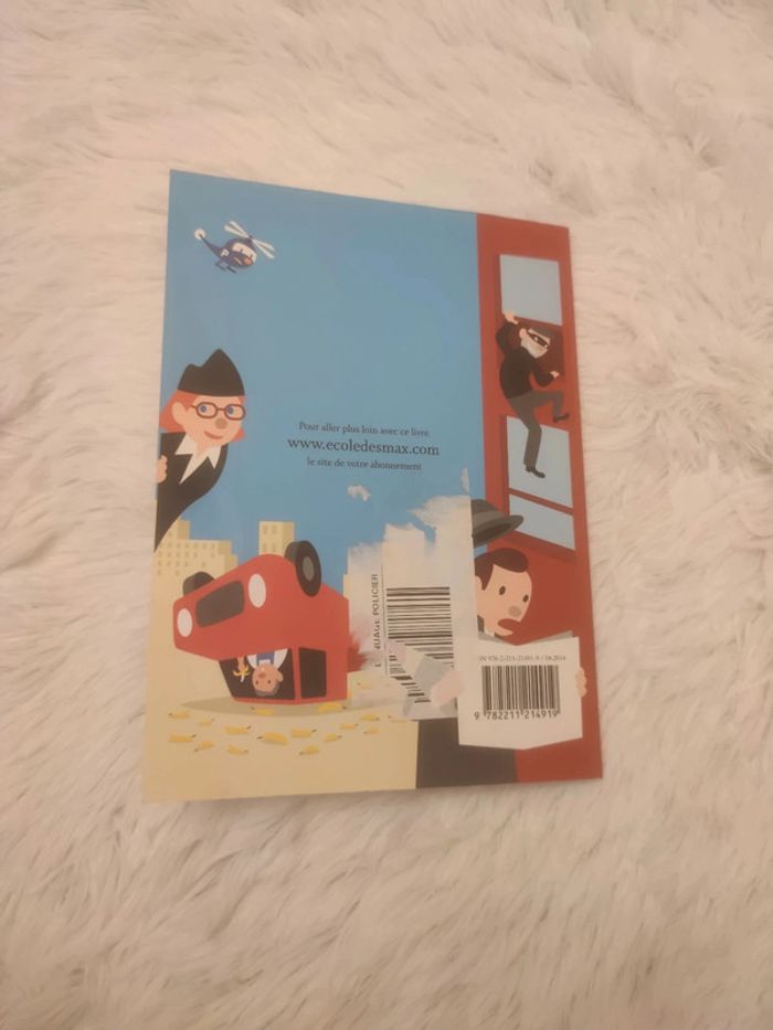 Livre _ Le Nuage Policier - L École des loisirs - photo numéro 9