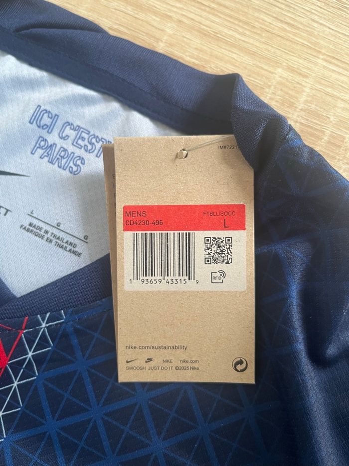 Maillot du psg edition limité avec l’étoile - photo numéro 5