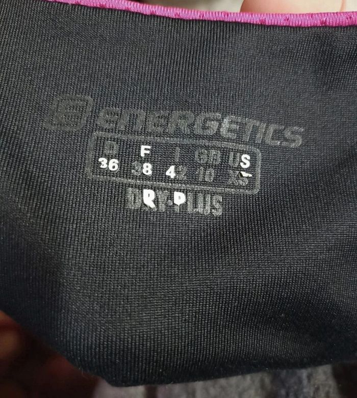 Tee-shirt sport avec brassière intégré 38 - photo numéro 4