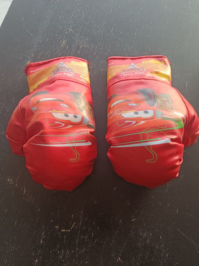 Gants de boxe cars