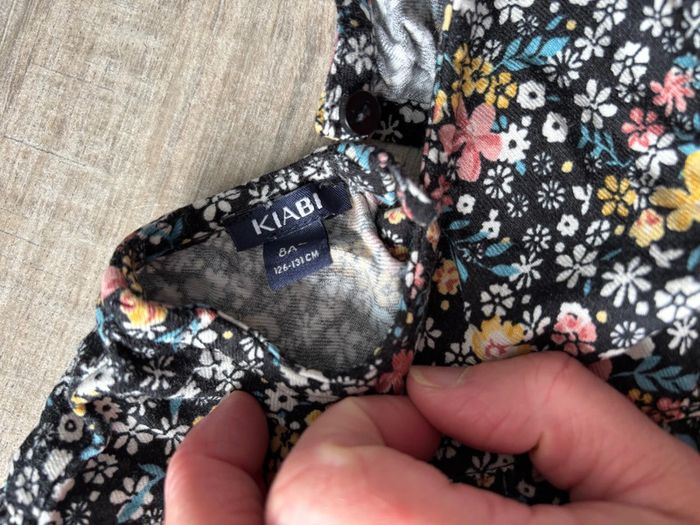 Blouse fleurie Kiabi 8 ans - photo numéro 2