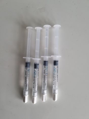 4 seringues blanchiment dentaire dentiste professionnel
