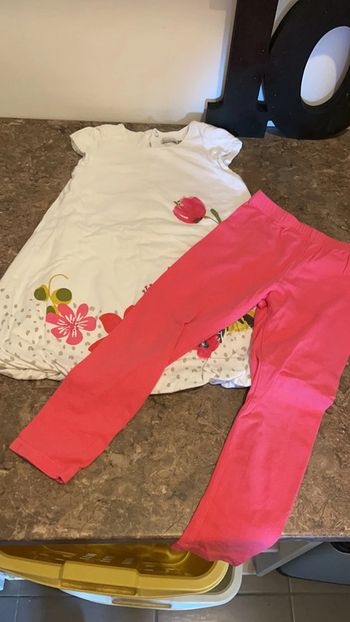 Ensemble robe et legging catimini 3 ans