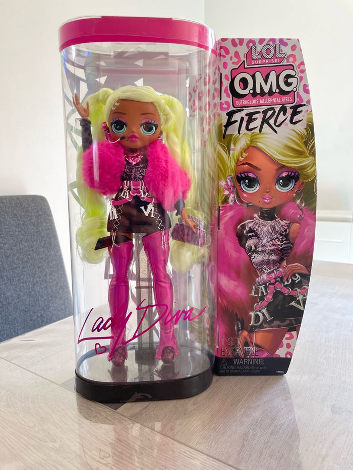 Poupée lol omg fierce LOL Surprise Beebs