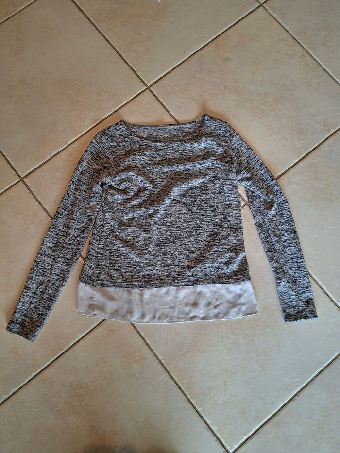 Pull gris
