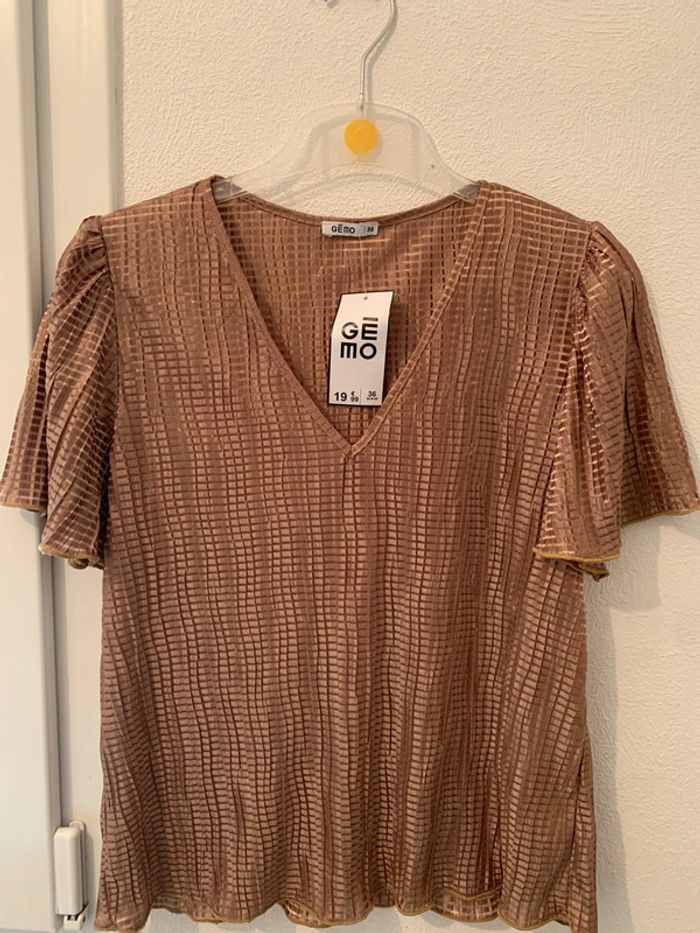 t-shirt gemo neuf - photo numéro 5