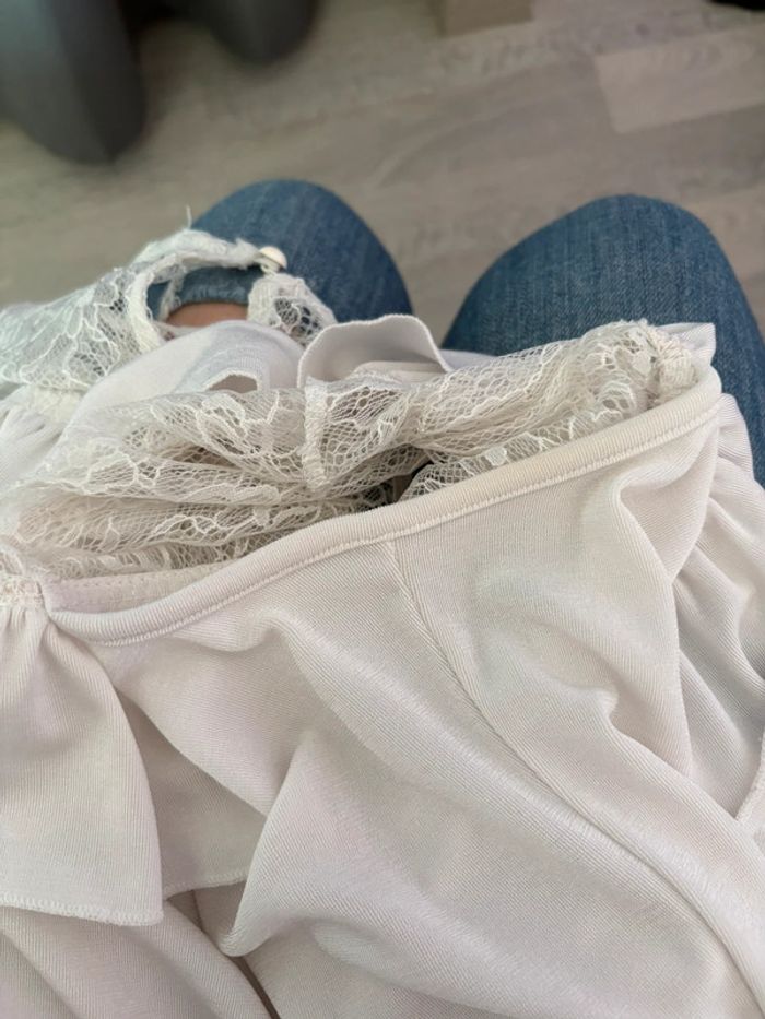 Ensemble chemisier à volants et pantalon rayé S Stradivarius très bon état🤍 - photo numéro 8