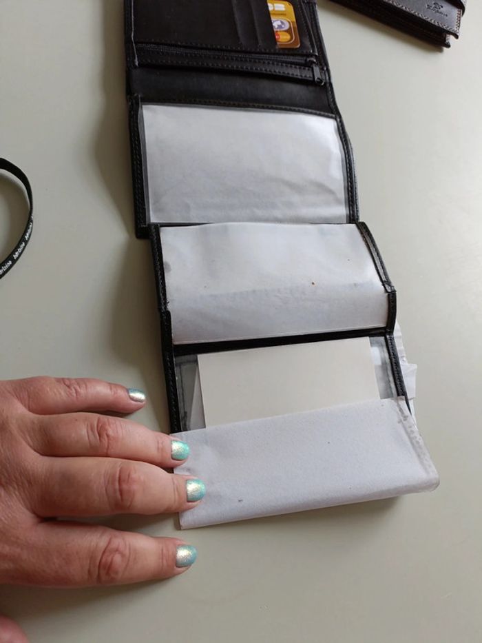 Portefeuille noir herlaine Paris neuf - photo numéro 7