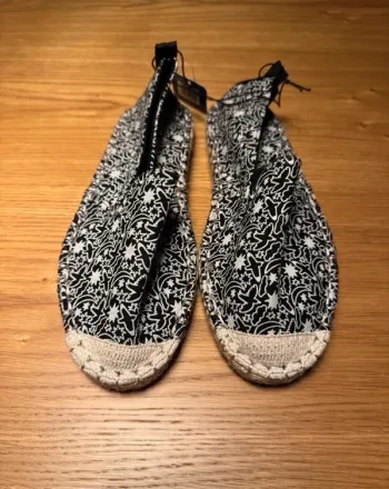 Castelbajac espadrilles femme 36 37 noir blanc slip on