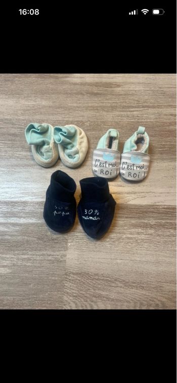 Lot 3 paires de chaussons bébé 