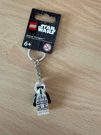 Lego Porte-clés Scout Trooper Star Wars 854246 - Accessoire officiel collector