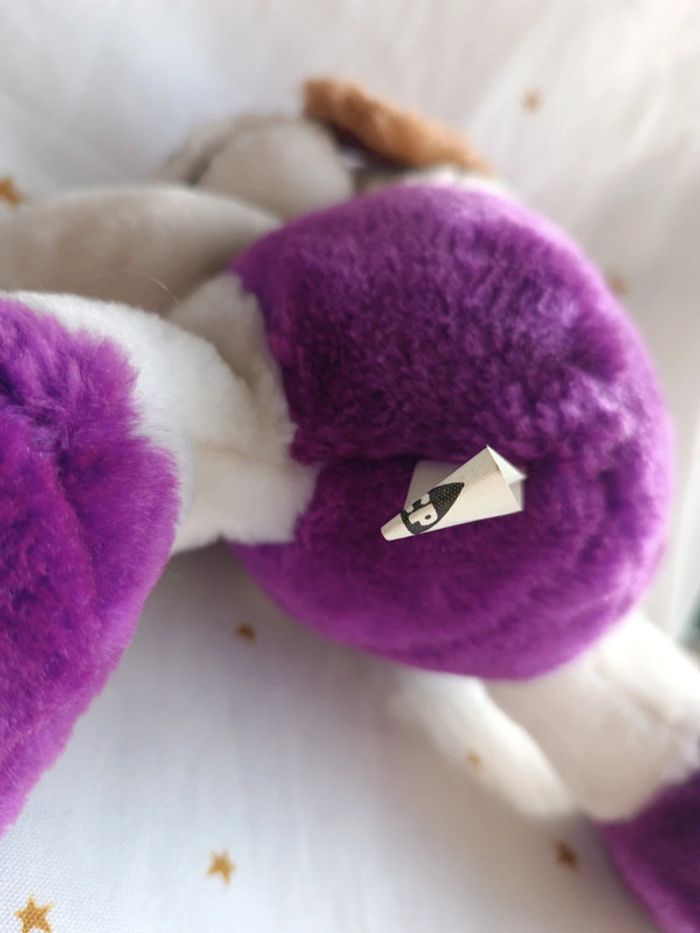 Peluche plush teddy doudou chien dog doggy violet parme casquette chapeau cap cp c.p c p playmaker - photo numéro 12