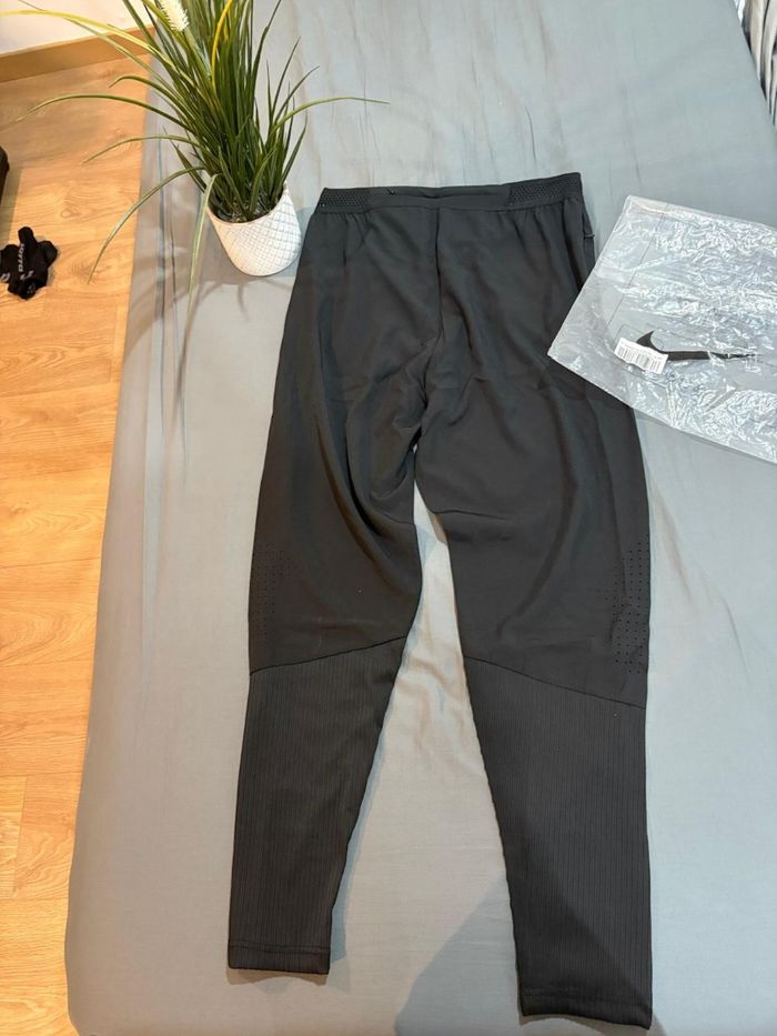 Nike ruinning aeorosfit rare - photo numéro 2