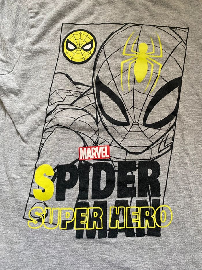 t-shirt spider man Marvel - photo numéro 2