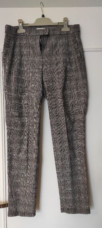 Pantalon 38 cache cache