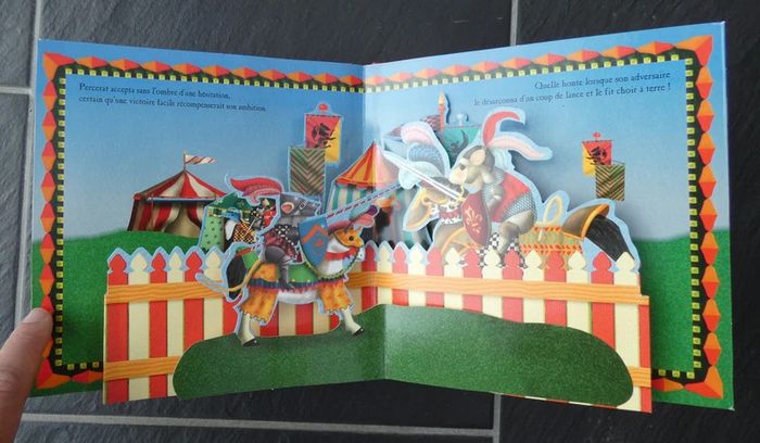 Joli livre pour enfants avec pop-ups "Lancemulot" - photo numéro 4