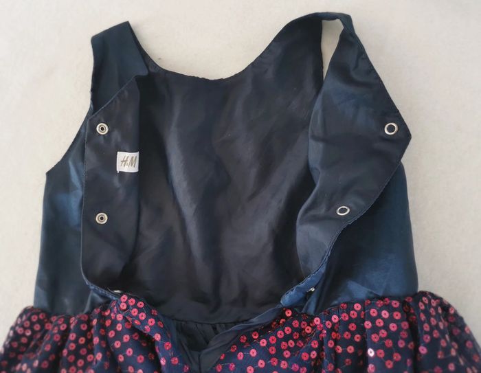 Magnifique robe 👸 tulle et sequins, little poney, H&M, 6ans - photo numéro 8