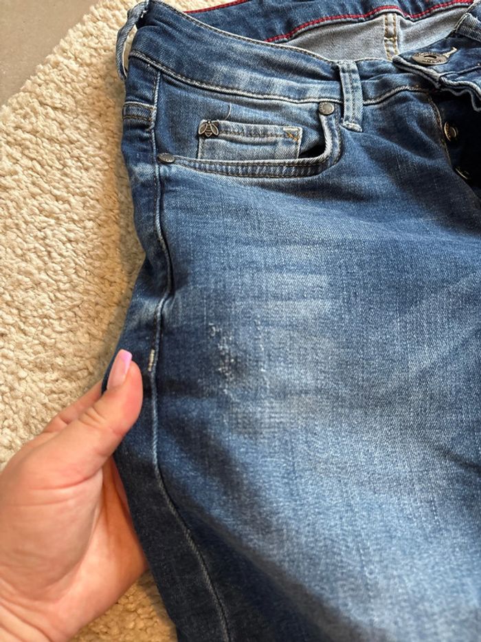 Jean à boutons taille 34 - photo numéro 9