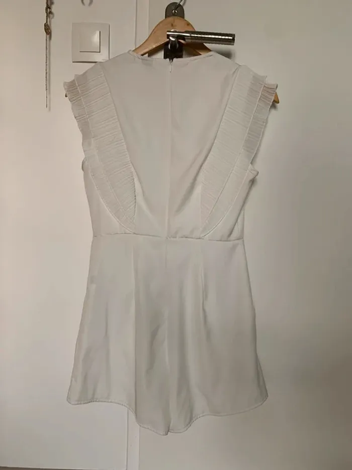 Combishort blanche volants Shein T.36 neuve - photo numéro 4