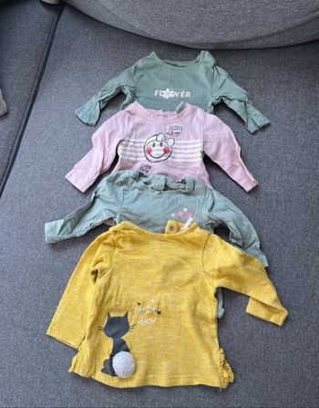 Lots de 6 hauts manches longues + une combinaison manches longues 3 mois