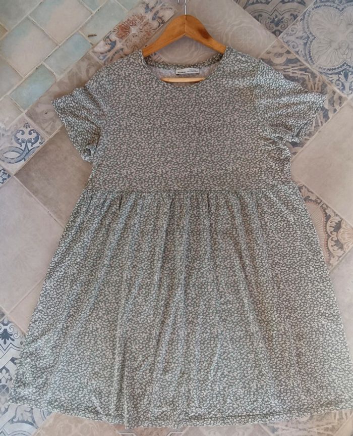 Jolie robe Pull&Bear - XL