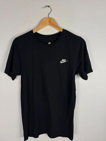 T-Shirt noir unis Nike logo brodé taille S
