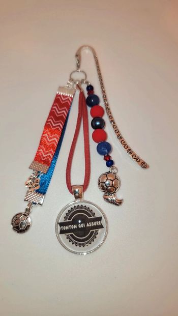 Cadeau tonton, marque page " tonton qui assure"