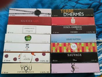 Lot de 14 parfums neufs