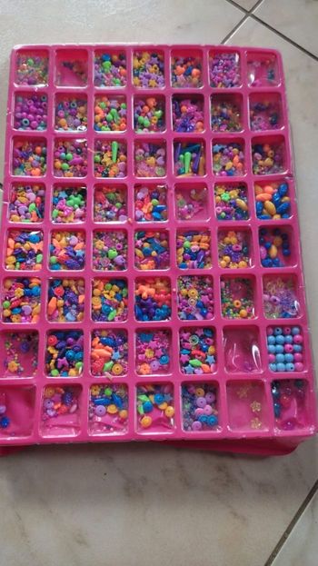 Gros lot perles pour bracelet , collier , boucle d’oreille