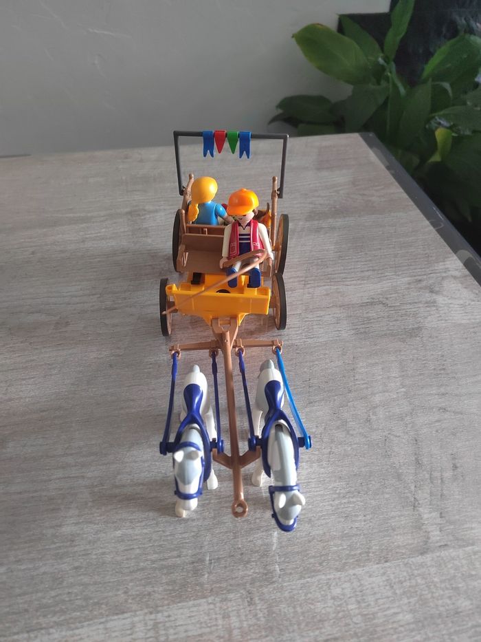 Calèche playmobil en très bon état - photo numéro 6