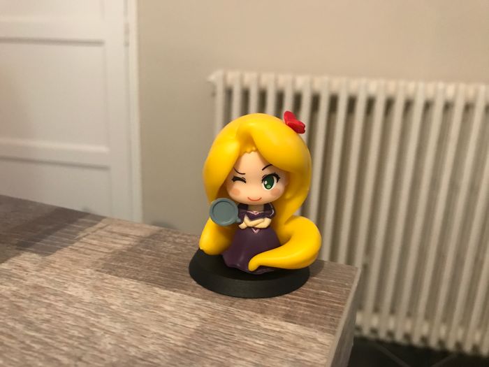 Figurine princesse raiponce