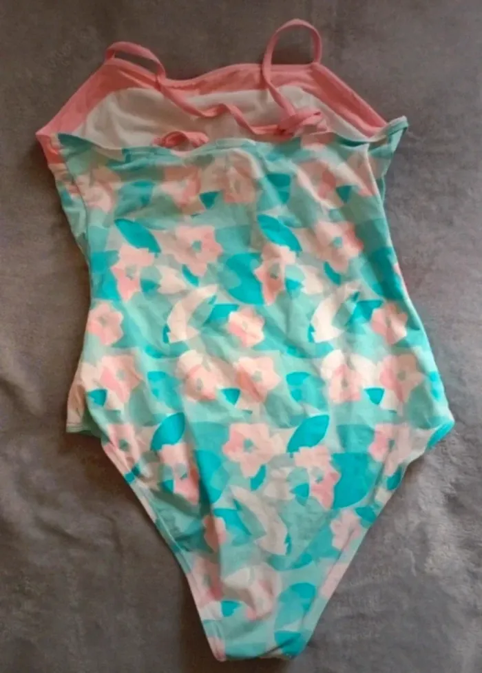 Maillot 1 pièce 14 ans - photo numéro 2